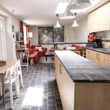 Holiday home Stylish Mansion In With Swimming Pool Hastiere-par-dela