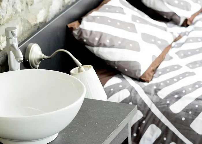 In Ederbergland Near Knebelsrod Nyaraló *