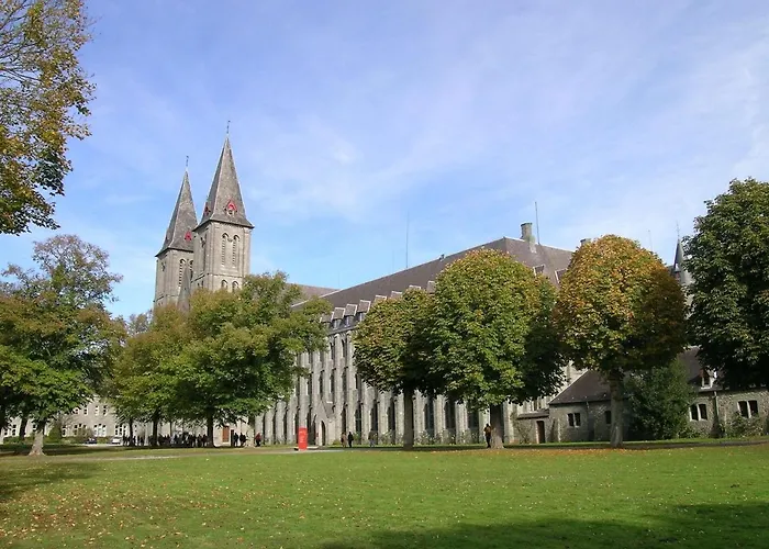 In Ederbergland Near Knebelsrod * Hastière-par-delà