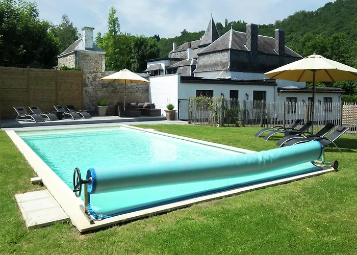 In Ederbergland Near Knebelsrod Nyaraló